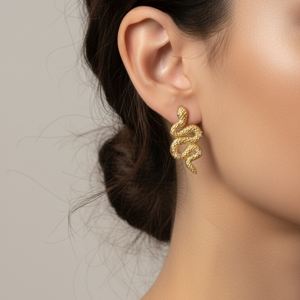 Clous d'oreilles en diamants Serpent