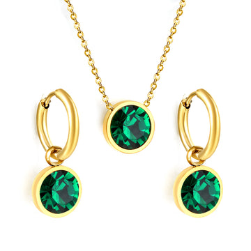 Radiant-Pearl-and-Diamond-Set