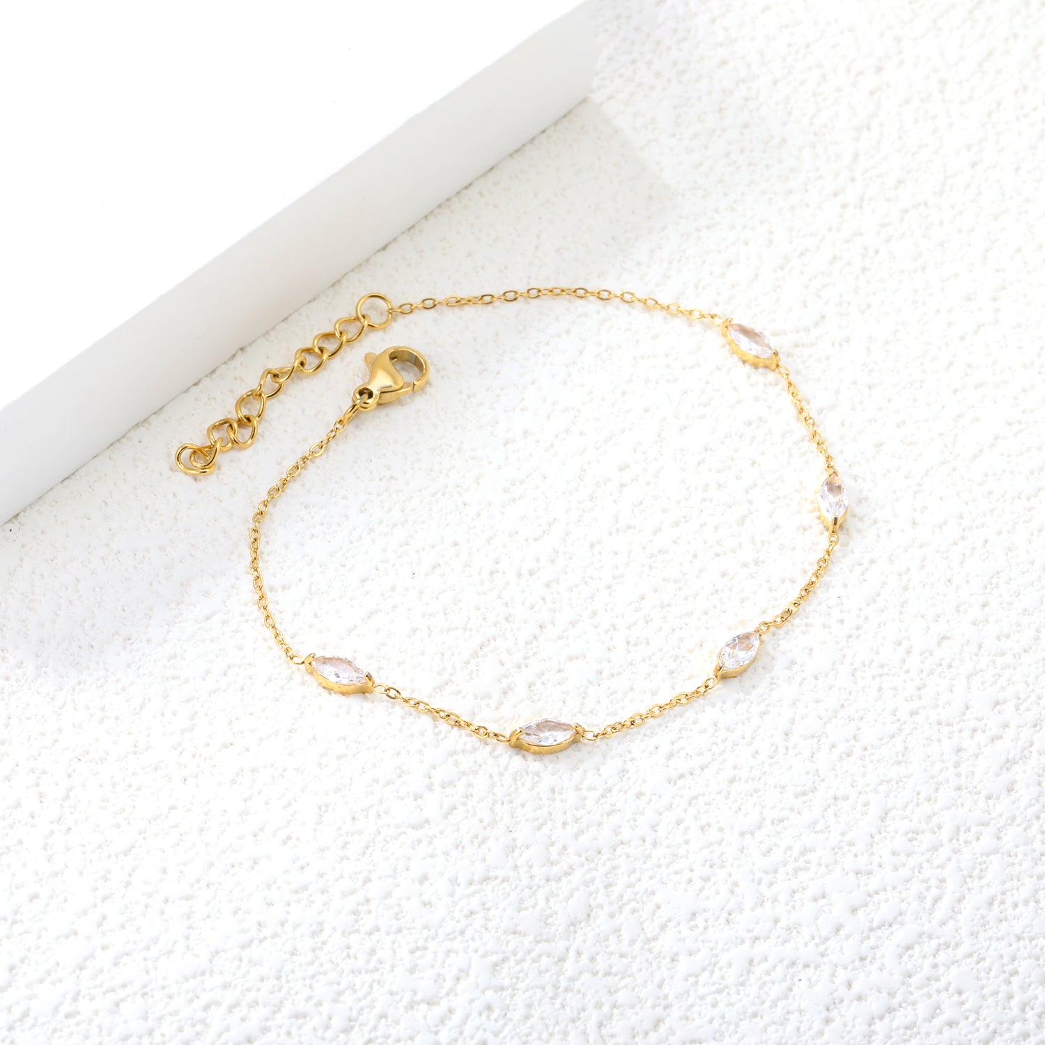 Radiant-Equine-Grace-Bracelet