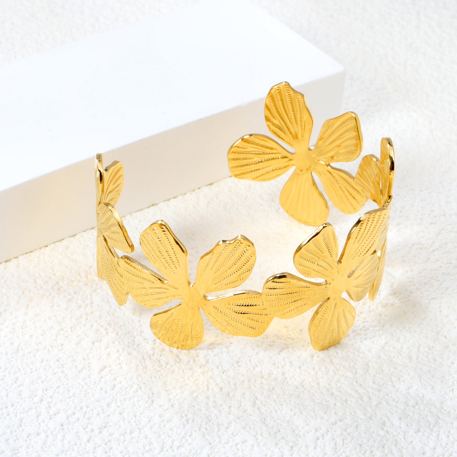 Golden-Embrace-Bracelet