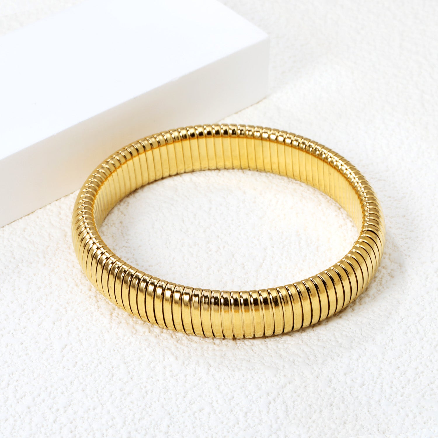 Gilded-Grace-Stretch-Bangle