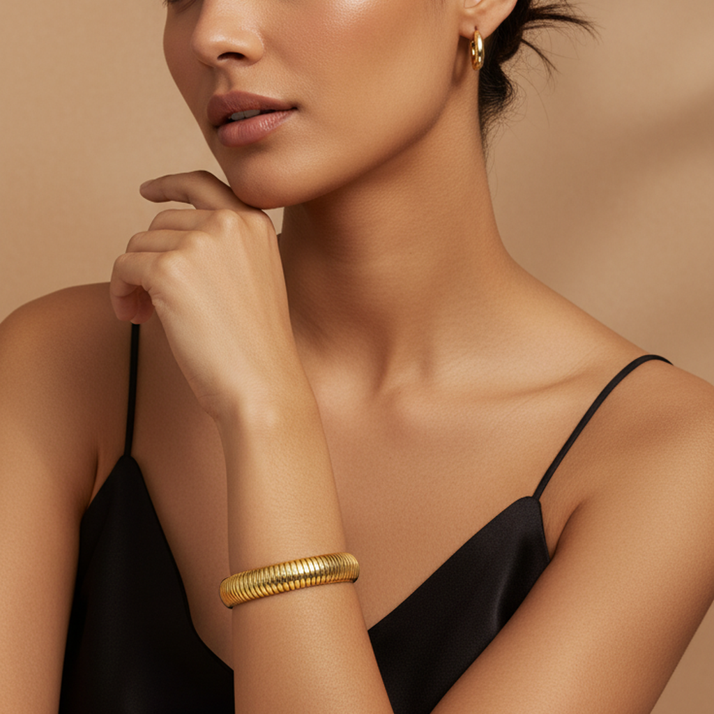 Gilded-Grace-Stretch-Bangle
