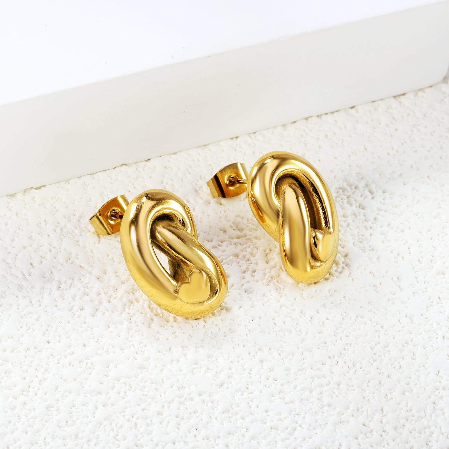 Knot-Shine-Earrings