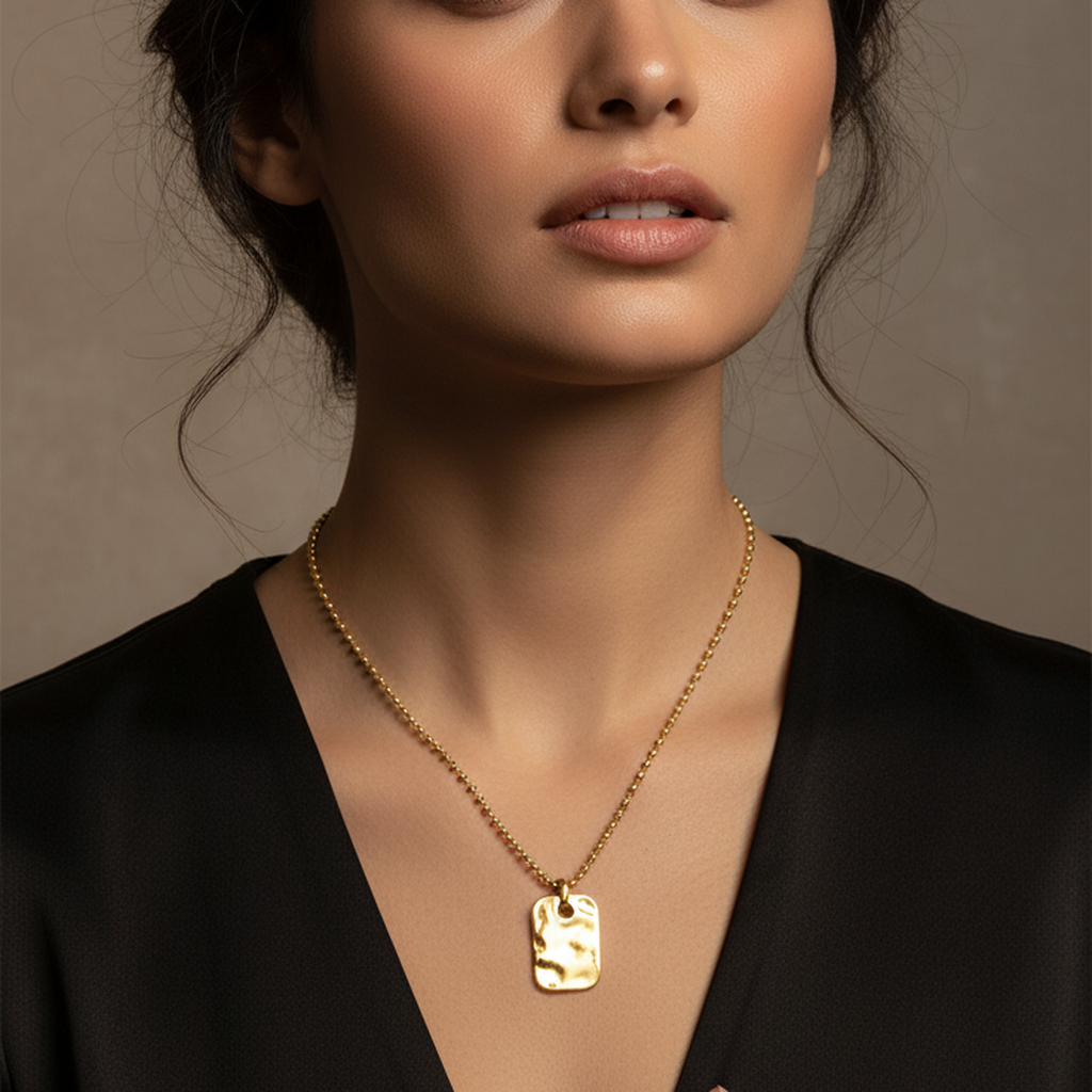 Timeless-Coin-Pendant-Necklace