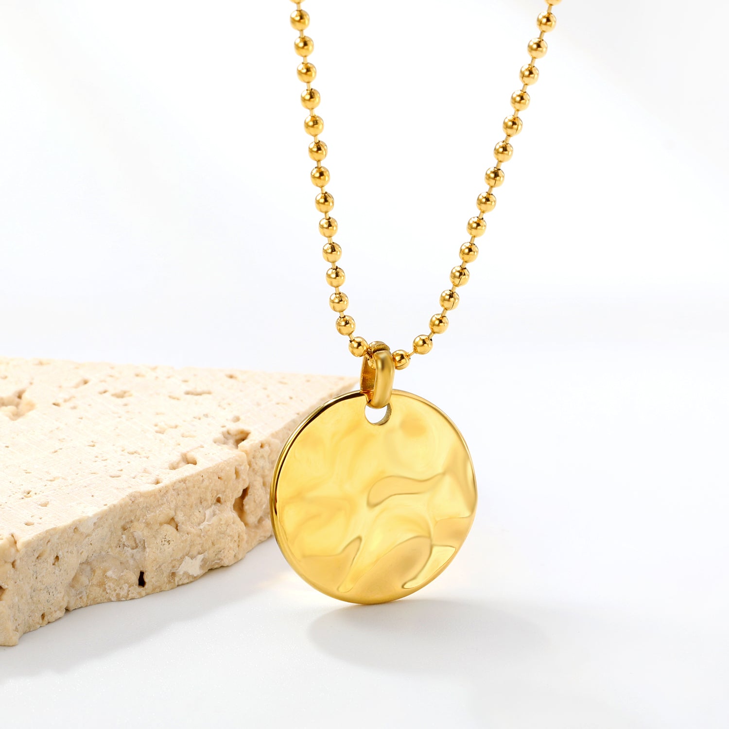 Circle-Pendant-Personalization-Necklace