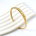 Twist-Shine-Bracelet