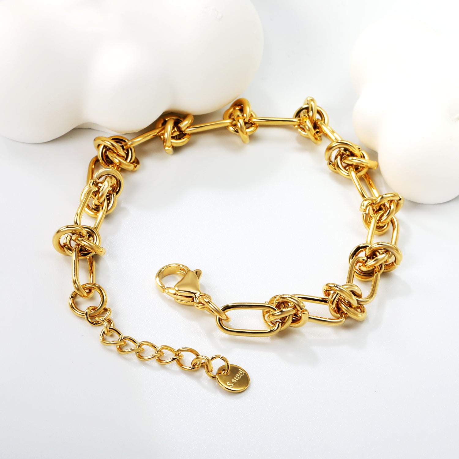 Knotty-Gold-Charm-Bracelet