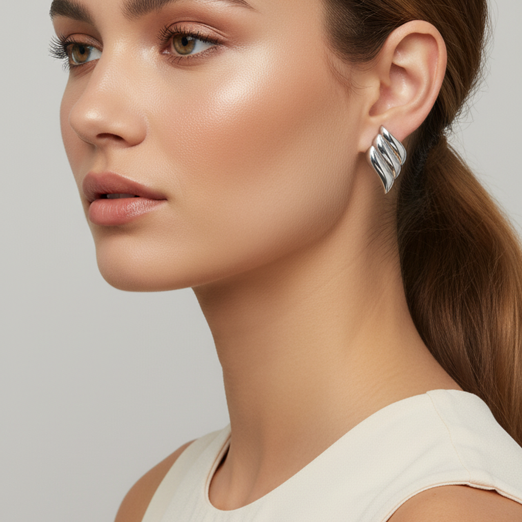 Winged-Geometry-Studs