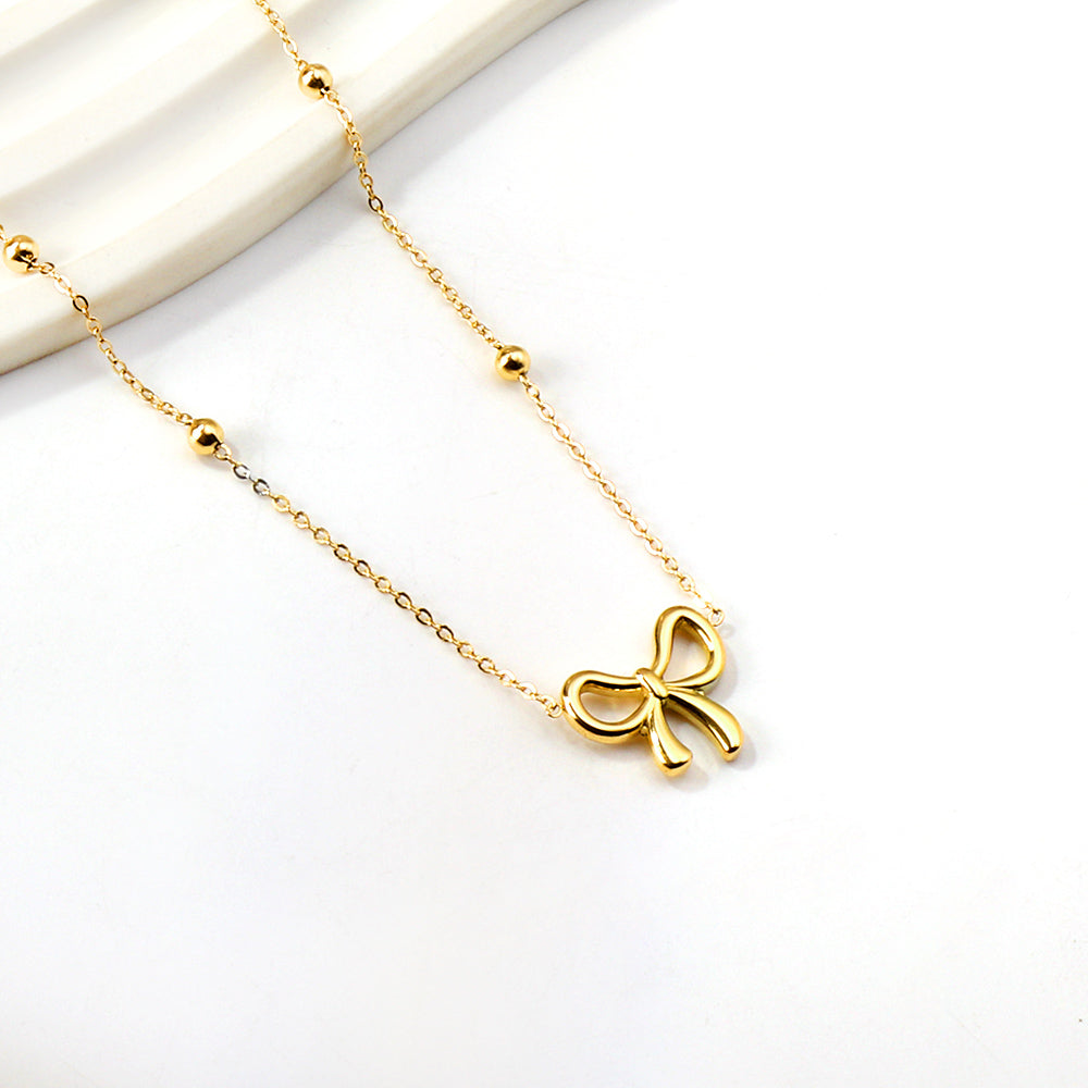 Charming-Bow-Pendant-Necklace
