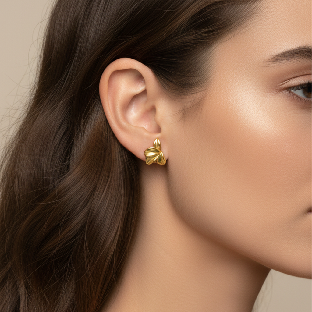 Clous d'oreilles à demi-fleurs en fleurs